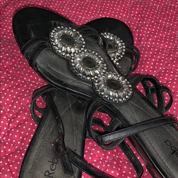 Sandals - Picture 3 of 3